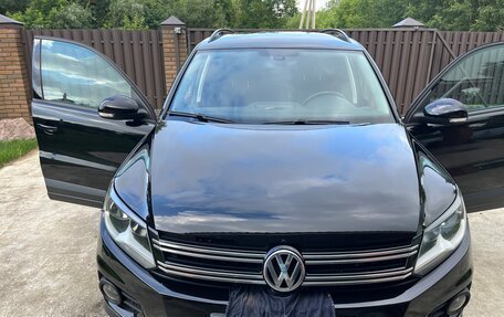 Volkswagen Tiguan I, 2015 год, 1 859 580 рублей, 2 фотография