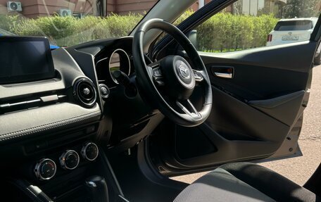 Mazda Demio IV, 2018 год, 1 300 000 рублей, 16 фотография