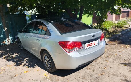 Chevrolet Cruze II, 2010 год, 550 000 рублей, 7 фотография