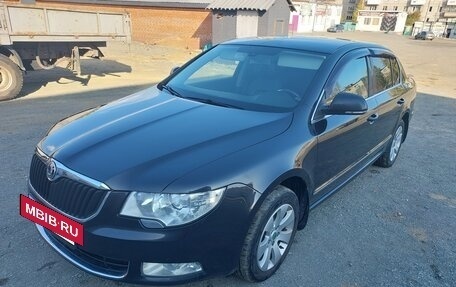 Skoda Superb III рестайлинг, 2013 год, 1 100 000 рублей, 3 фотография