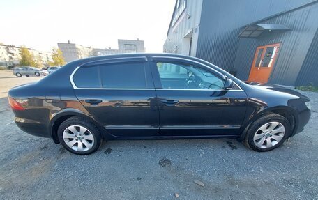 Skoda Superb III рестайлинг, 2013 год, 1 100 000 рублей, 6 фотография