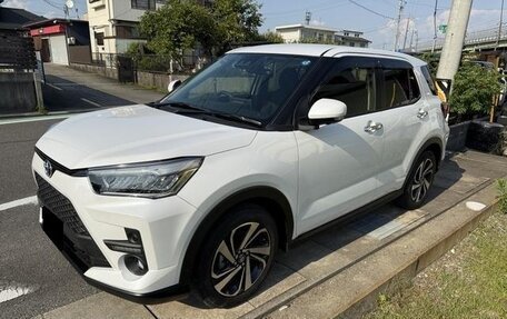 Toyota Raize I, 2023 год, 1 061 000 рублей, 3 фотография