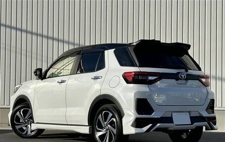 Toyota Raize I, 2023 год, 1 081 000 рублей, 6 фотография