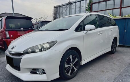 Toyota Wish II, 2015 год, 1 212 000 рублей, 1 фотография