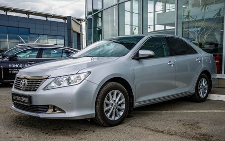 Toyota Camry, 2014 год, 1 978 000 рублей, 3 фотография
