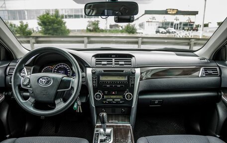 Toyota Camry, 2014 год, 1 978 000 рублей, 13 фотография