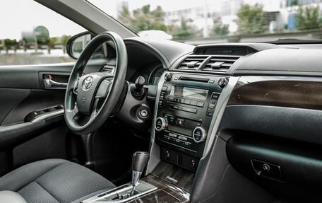 Toyota Camry, 2014 год, 1 978 000 рублей, 33 фотография