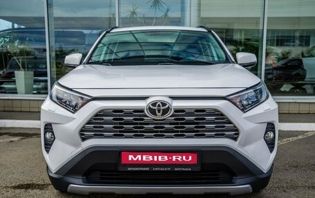 Toyota RAV4, 2021 год, 3 278 000 рублей, 2 фотография