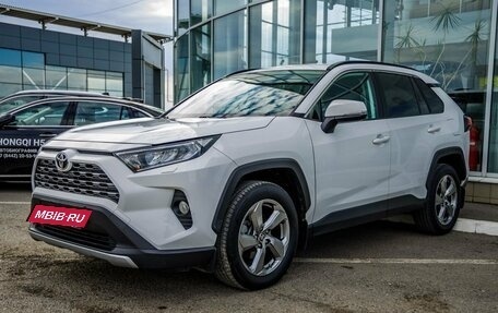 Toyota RAV4, 2021 год, 3 278 000 рублей, 3 фотография