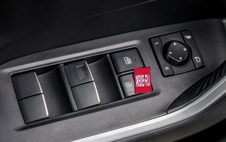 Toyota RAV4, 2021 год, 3 278 000 рублей, 16 фотография