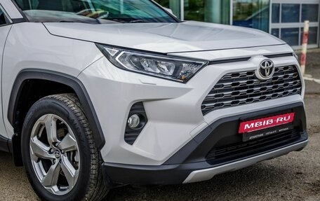 Toyota RAV4, 2021 год, 3 278 000 рублей, 10 фотография