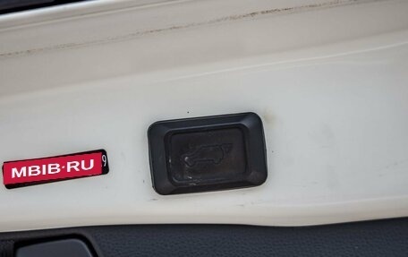Toyota RAV4, 2021 год, 3 278 000 рублей, 29 фотография