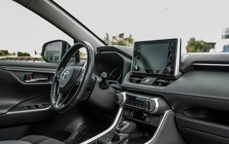Toyota RAV4, 2021 год, 3 278 000 рублей, 37 фотография