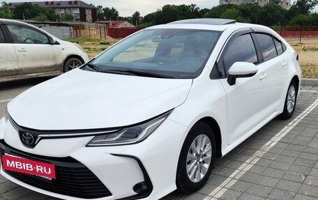 Toyota Corolla, 2021 год, 1 790 000 рублей, 2 фотография