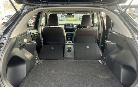 Toyota Yaris Cross, 2023 год, 1 390 000 рублей, 16 фотография