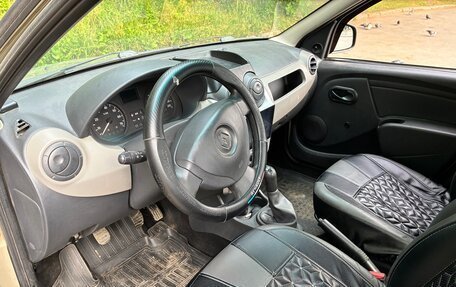Renault Logan I, 2013 год, 233 000 рублей, 5 фотография