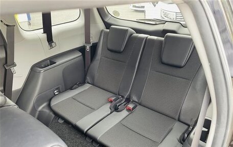Toyota Wish II, 2015 год, 1 356 000 рублей, 13 фотография