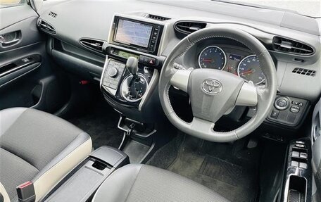Toyota Wish II, 2015 год, 1 356 000 рублей, 19 фотография