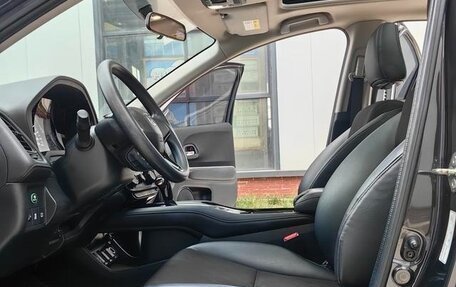 Honda Vezel, 2021 год, 1 560 000 рублей, 9 фотография