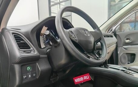 Honda Vezel, 2021 год, 1 560 000 рублей, 15 фотография