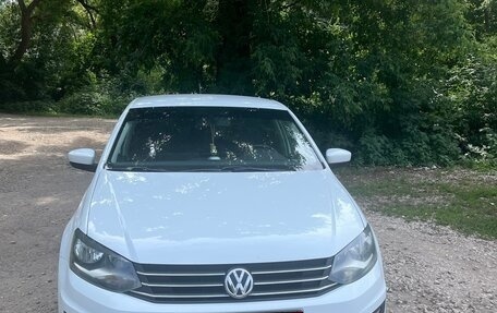 Volkswagen Polo VI (EU Market), 2018 год, 950 000 рублей, 1 фотография