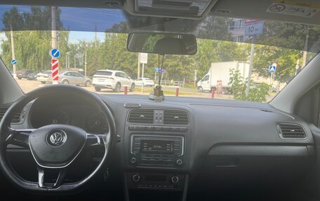 Volkswagen Polo VI (EU Market), 2018 год, 950 000 рублей, 9 фотография