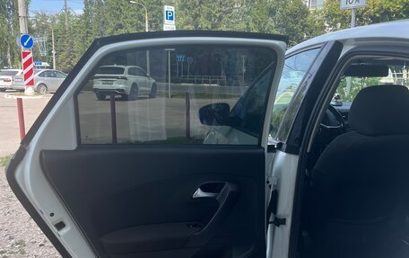 Volkswagen Polo VI (EU Market), 2018 год, 950 000 рублей, 8 фотография