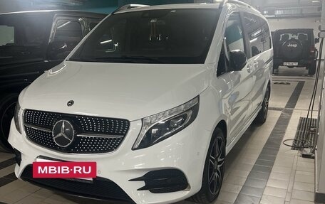 Mercedes-Benz V-Класс, 2021 год, 7 000 000 рублей, 2 фотография