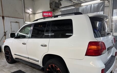 Toyota Land Cruiser 200, 2012 год, 3 350 000 рублей, 6 фотография