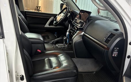 Toyota Land Cruiser 200, 2012 год, 3 350 000 рублей, 12 фотография