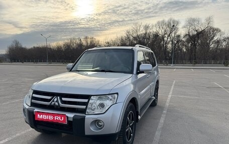 Mitsubishi Pajero IV, 2008 год, 1 480 000 рублей, 2 фотография
