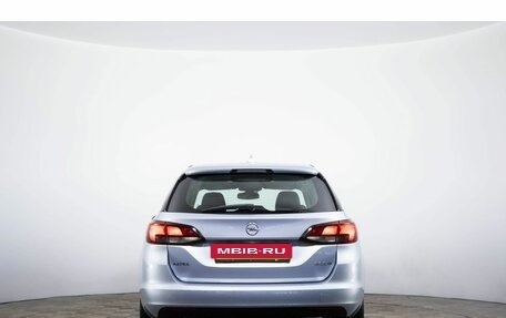 Opel Astra K, 2017 год, 1 249 000 рублей, 5 фотография