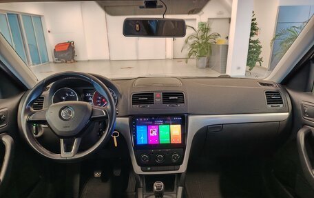 Skoda Yeti I рестайлинг, 2014 год, 910 000 рублей, 9 фотография
