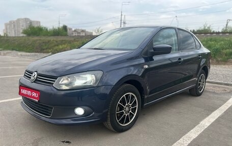 Volkswagen Polo VI (EU Market), 2012 год, 715 000 рублей, 1 фотография