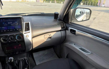 Mitsubishi Pajero Sport II рестайлинг, 2013 год, 1 500 000 рублей, 24 фотография