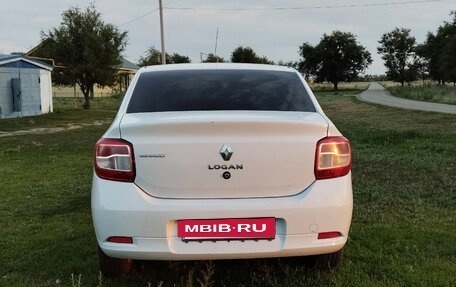 Renault Logan II, 2018 год, 650 000 рублей, 7 фотография