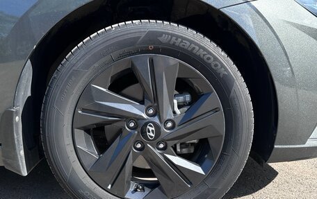 Hyundai Elantra, 2021 год, 1 920 000 рублей, 34 фотография