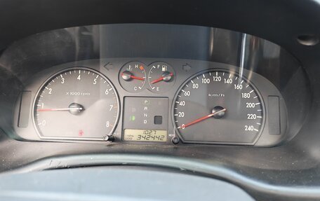 KIA Magentis I, 2002 год, 165 000 рублей, 7 фотография