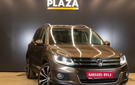 Volkswagen Tiguan I, 2016 год, 1 689 000 рублей, 2 фотография
