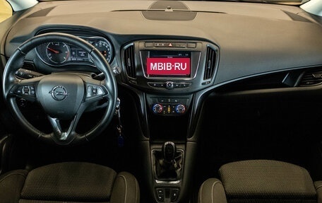 Opel Zafira C рестайлинг, 2017 год, 1 249 000 рублей, 5 фотография