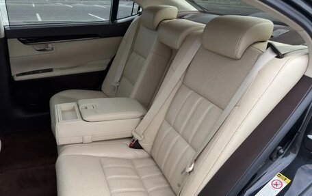 Lexus ES VII, 2015 год, 2 750 000 рублей, 23 фотография