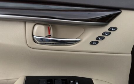 Lexus ES VII, 2015 год, 2 750 000 рублей, 38 фотография