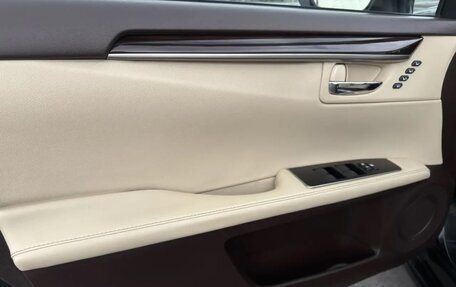 Lexus ES VII, 2015 год, 2 750 000 рублей, 39 фотография