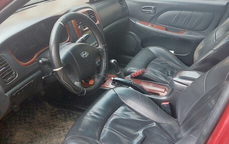 Hyundai Sonata IV рестайлинг, 2006 год, 140 000 рублей, 6 фотография