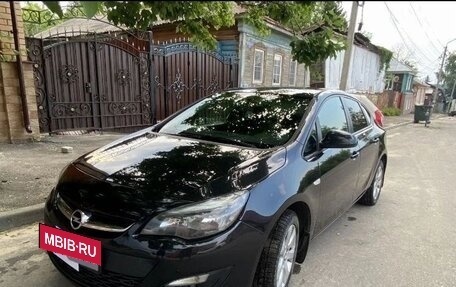 Opel Astra J, 2013 год, 750 000 рублей, 2 фотография
