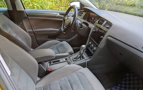 Volkswagen Golf VII, 2018 год, 1 650 000 рублей, 11 фотография
