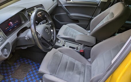 Volkswagen Golf VII, 2018 год, 1 650 000 рублей, 5 фотография