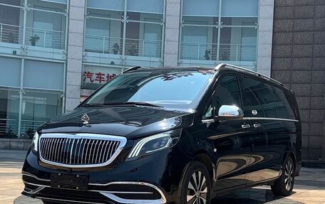 Mercedes-Benz Vito, 2023 год, 5 650 000 рублей, 2 фотография