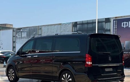 Mercedes-Benz Vito, 2023 год, 5 650 000 рублей, 6 фотография