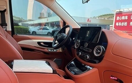 Mercedes-Benz Vito, 2023 год, 5 650 000 рублей, 9 фотография